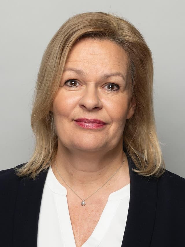 Anna-Lena Hoffmann